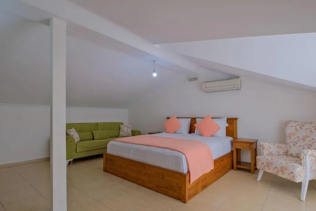 Rose Calis Beach Villa Φετιγιέ
